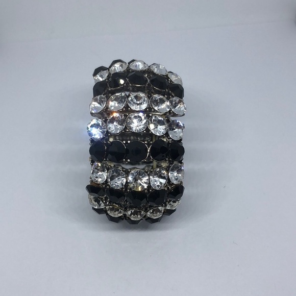 Sparkling dazzling crystal stretch wide statement style bracelet - Picture 3 of 4